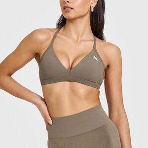 Oner Active EASYLIFT™ ULTRA MINIMAL V NECK BRALETTE in Moss Brown (S)